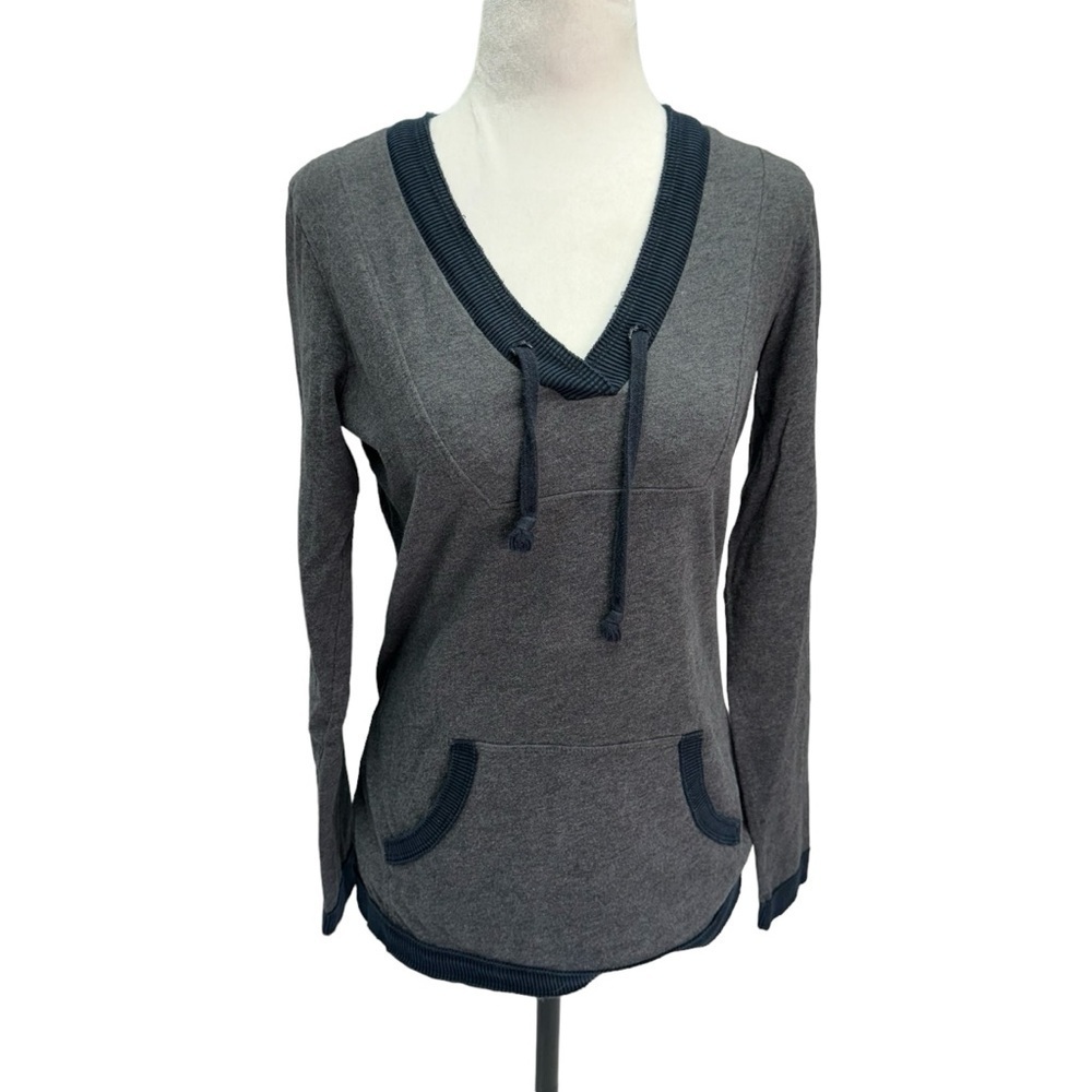 Levi's V-Neck Lightweight Fitted Long Sleeve Sweatshirt Grey Size S